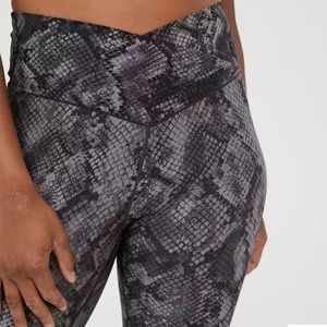 Aerie OFFLINE Real Me crossover leggings